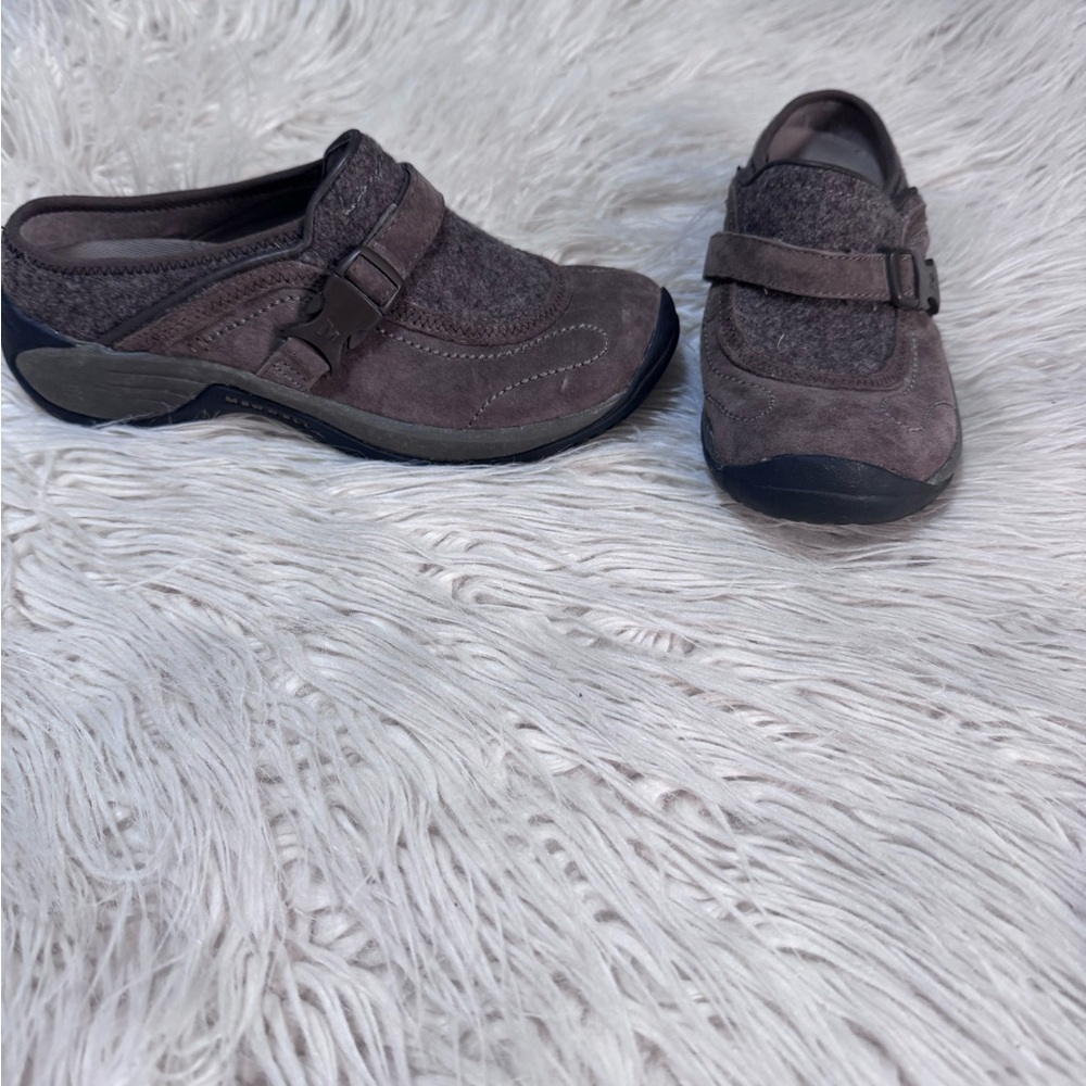 Merrell Encore Sidestep size 7.5 stone brown women’s slip on clog shoe